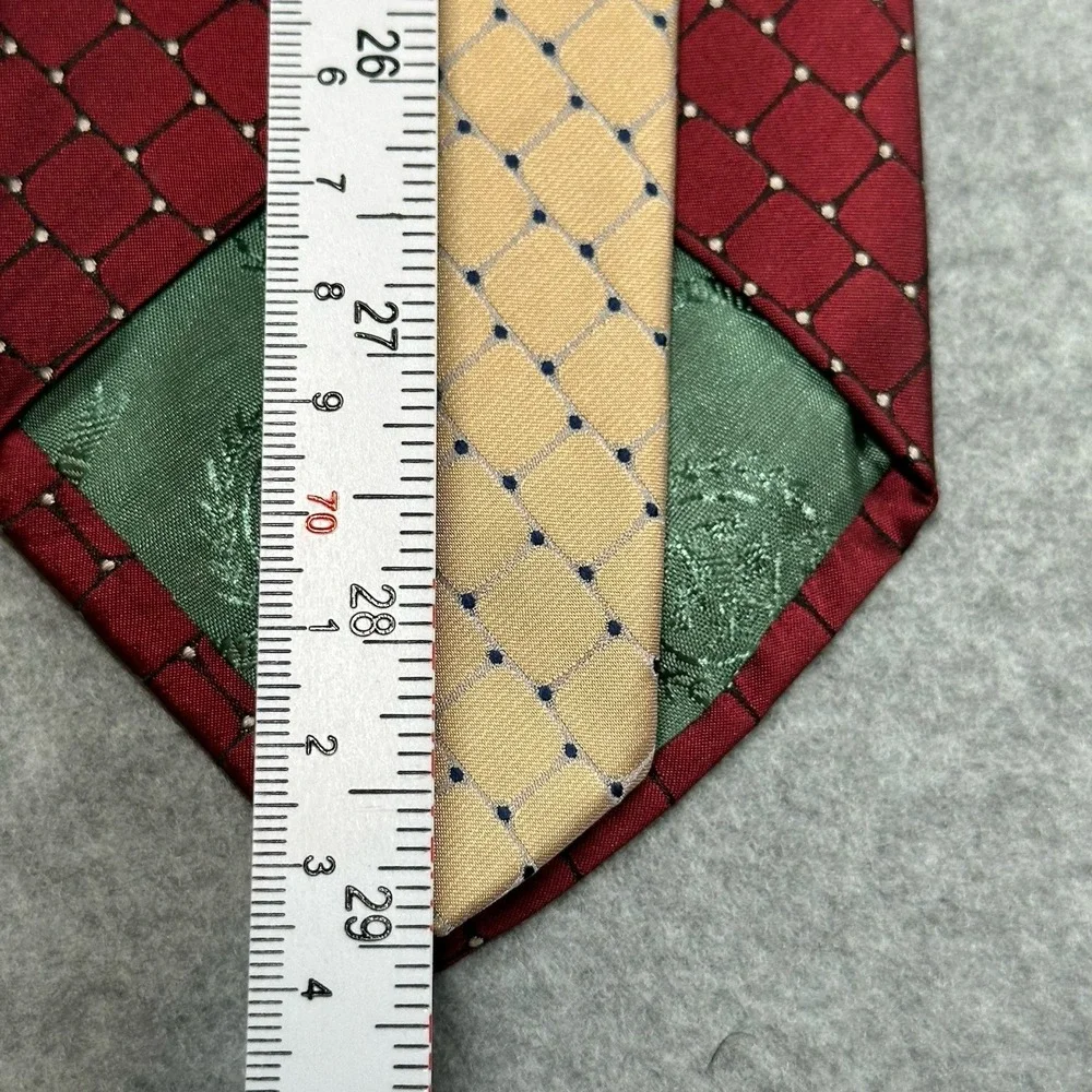 Vintage Tommy Hilfiger Red Geometric Grid Silk Tie Classic Mens‎ USA